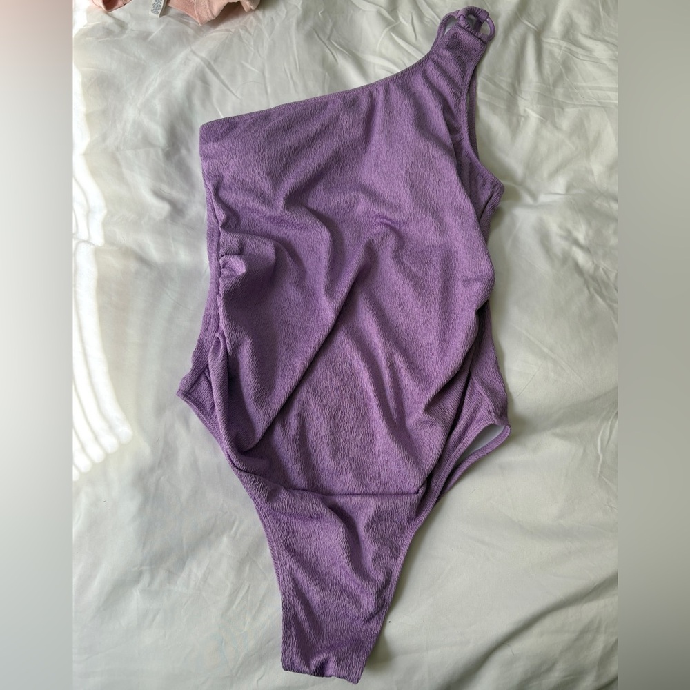 Pregnancy- Purple One-Shoulder Swimsuit
